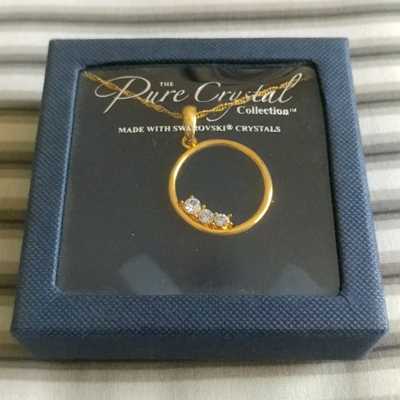 Brand New Pure Crystal 3 Stone Necklace